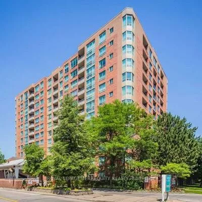 850, Steeles, Lakeview Estates, Vaughan