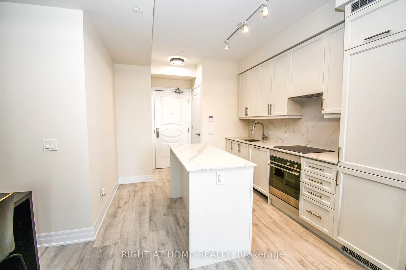 9085, Jane, Concord, Vaughan