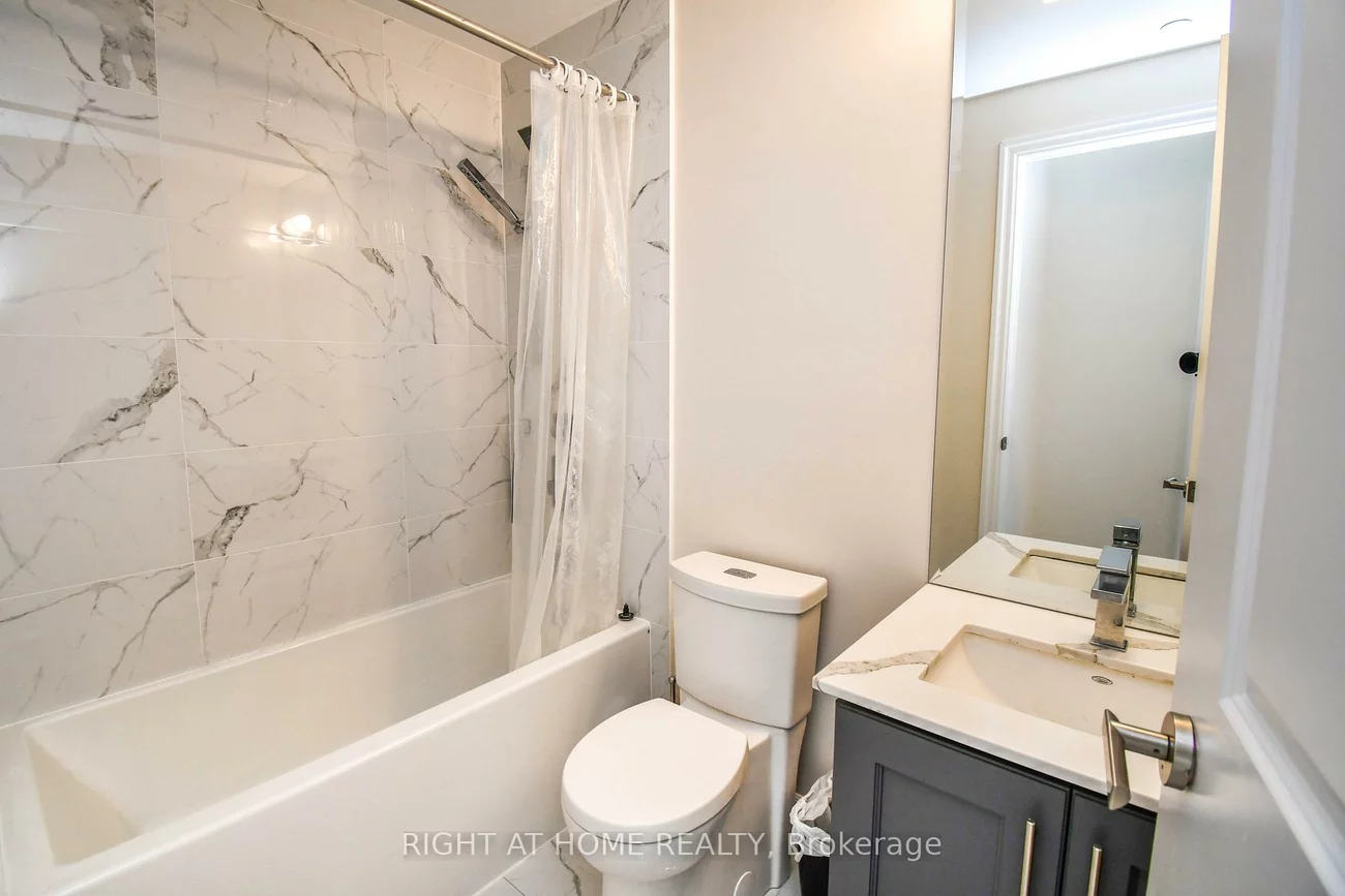 9085, Jane, Concord, Vaughan