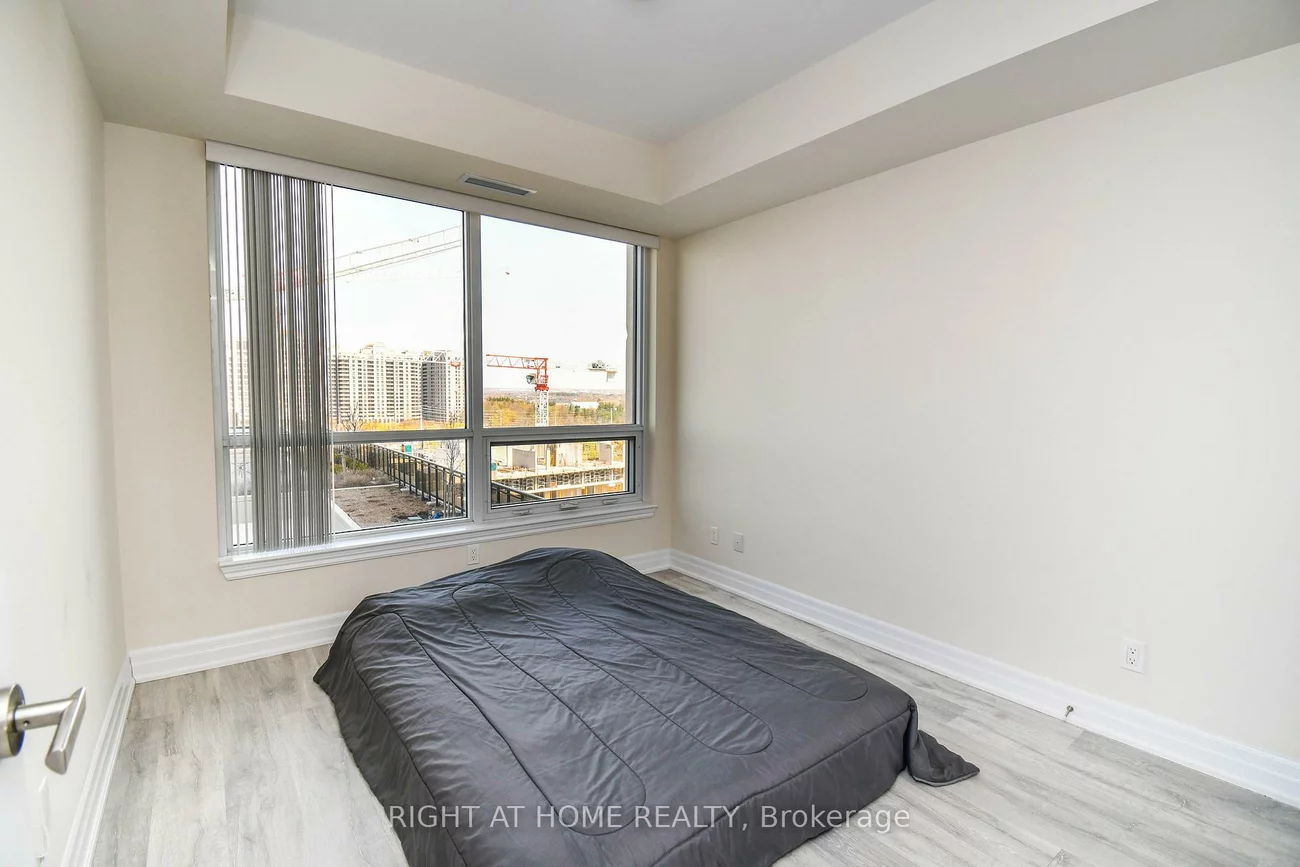 9085, Jane, Concord, Vaughan