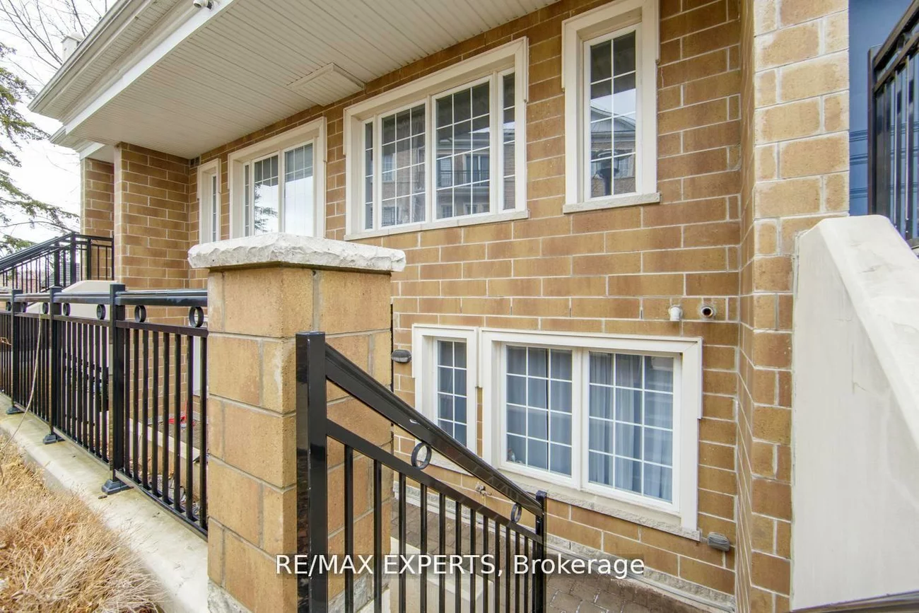 26, Bruce, East Woodbridge, Vaughan