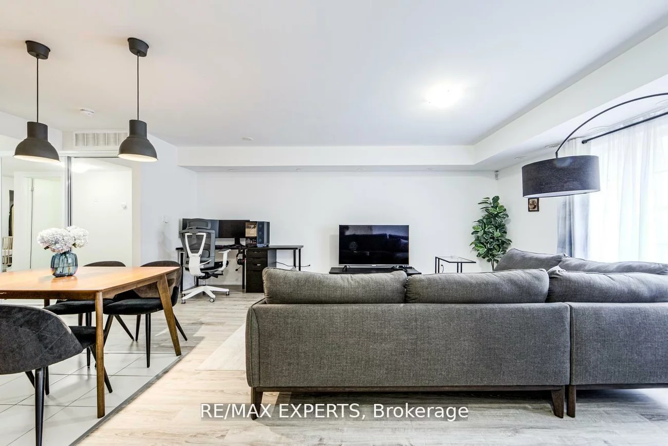 26, Bruce, East Woodbridge, Vaughan