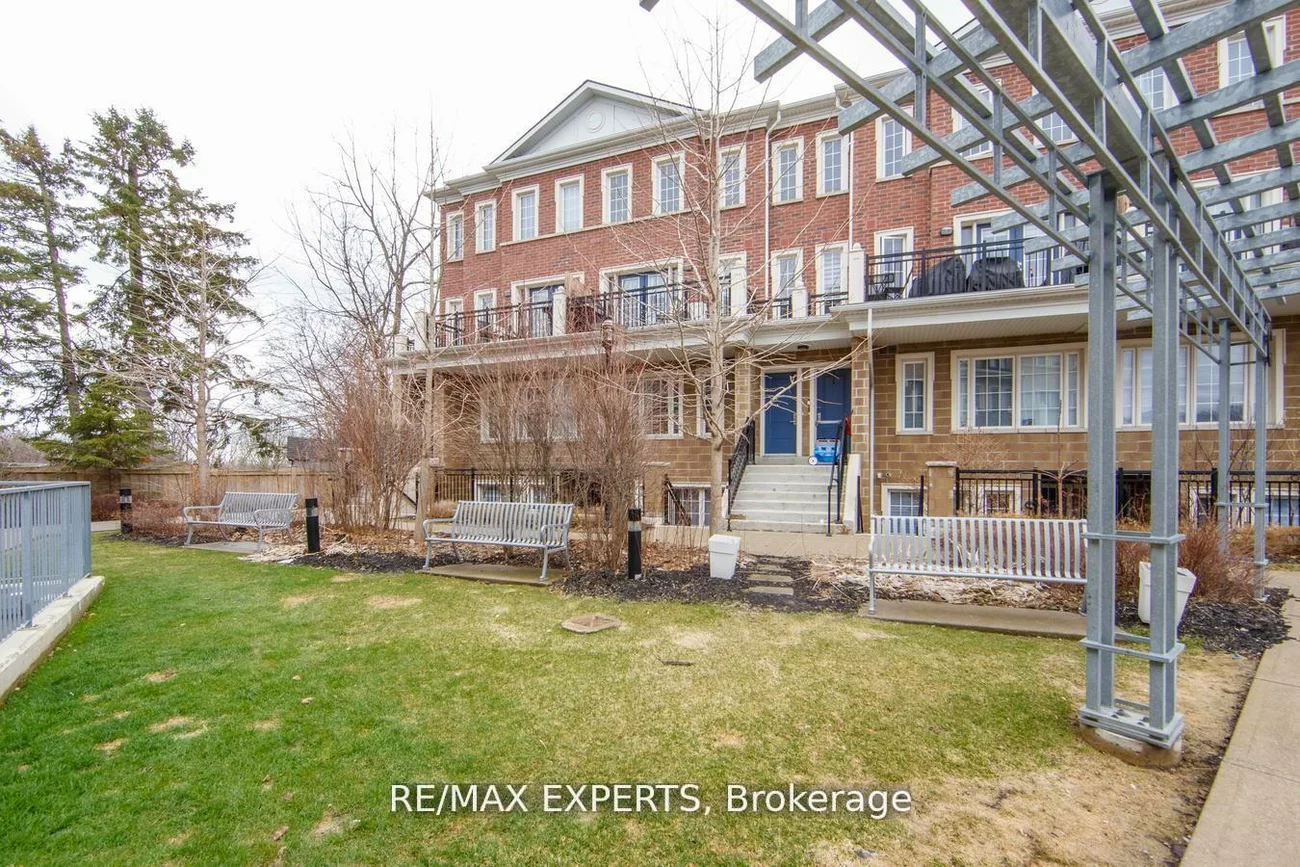 26, Bruce, East Woodbridge, Vaughan