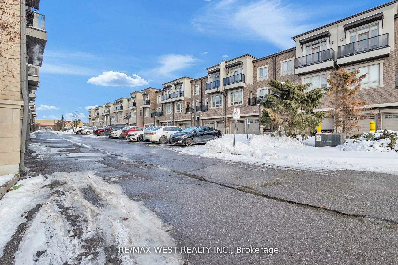 9601, Jane, Maple, Vaughan