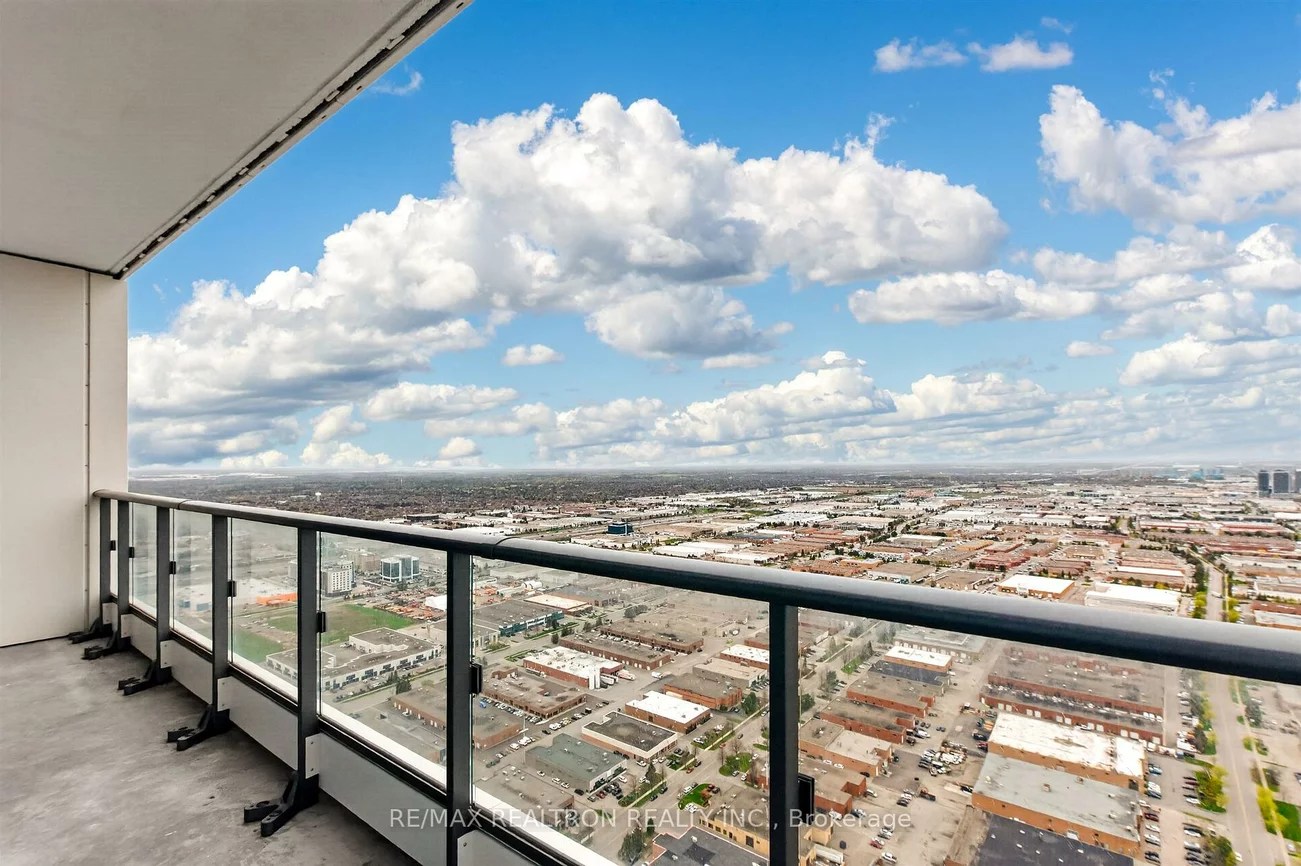 950, Portage, Vaughan Corporate Centre, Vaughan