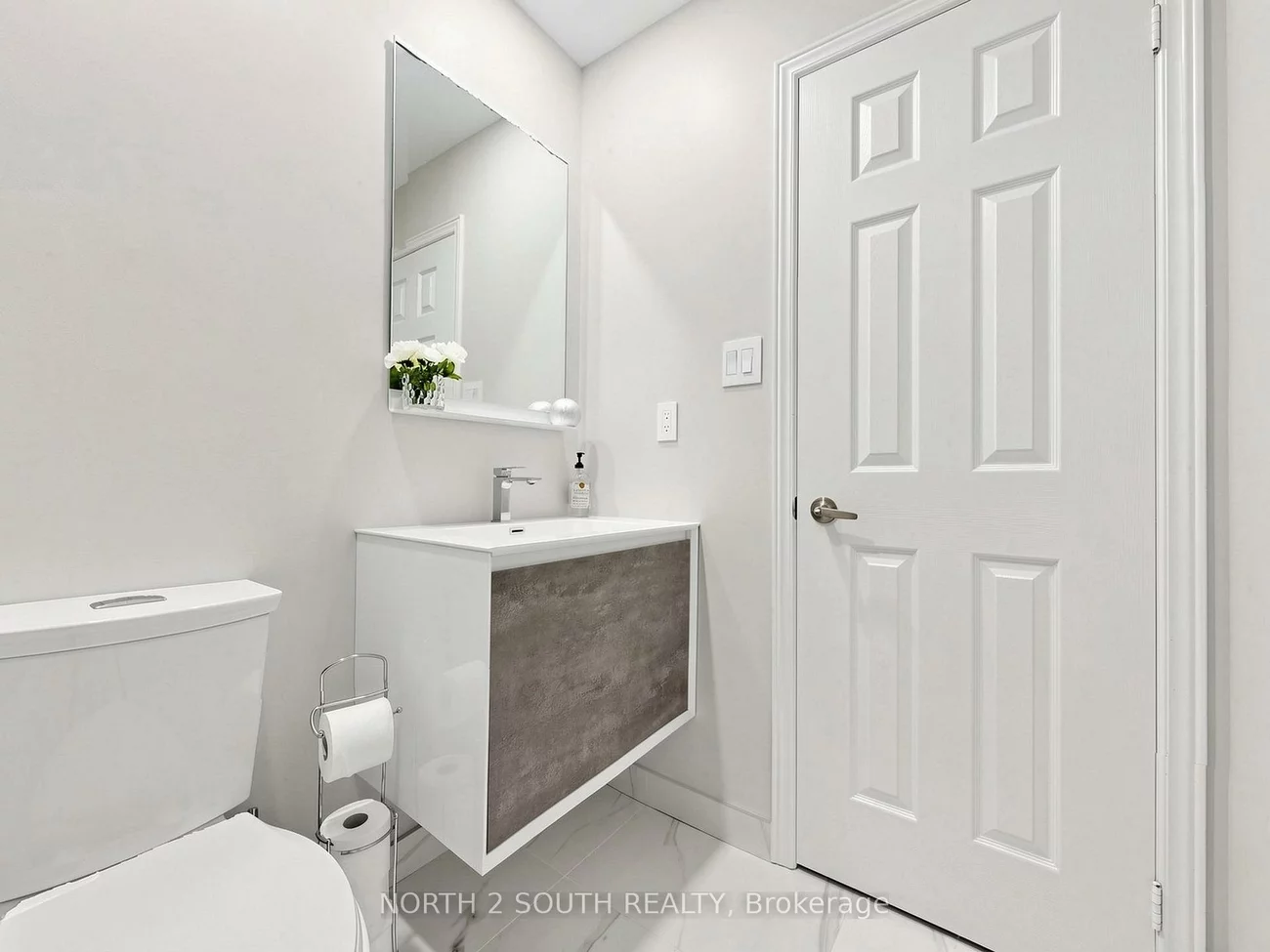 109, Pinedale, East Woodbridge, Vaughan