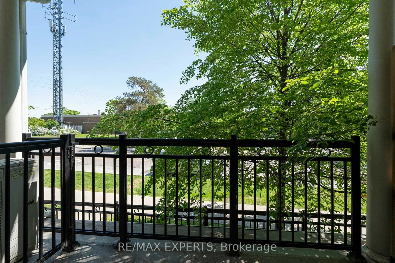 26, Bruce, East Woodbridge, Vaughan