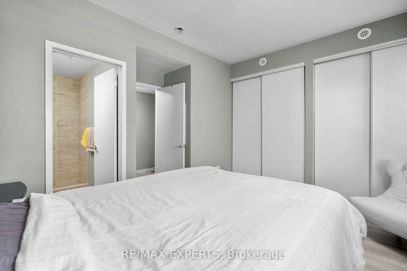 26, Bruce, East Woodbridge, Vaughan