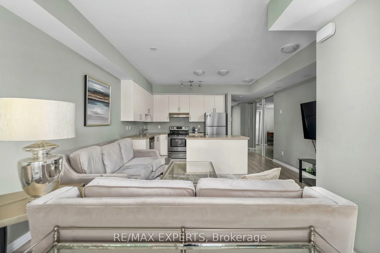 26, Bruce, East Woodbridge, Vaughan