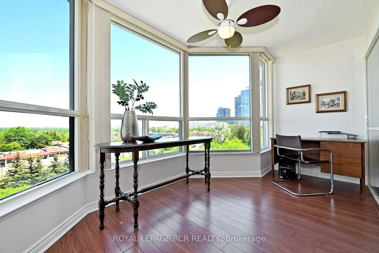7300, Yonge, Crestwood-Springfarm-Yorkhill, Vaughan