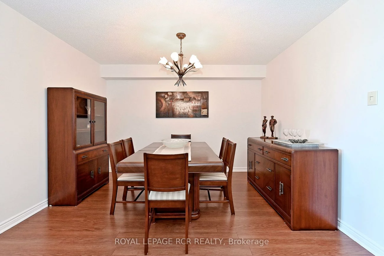 7300, Yonge, Crestwood-Springfarm-Yorkhill, Vaughan