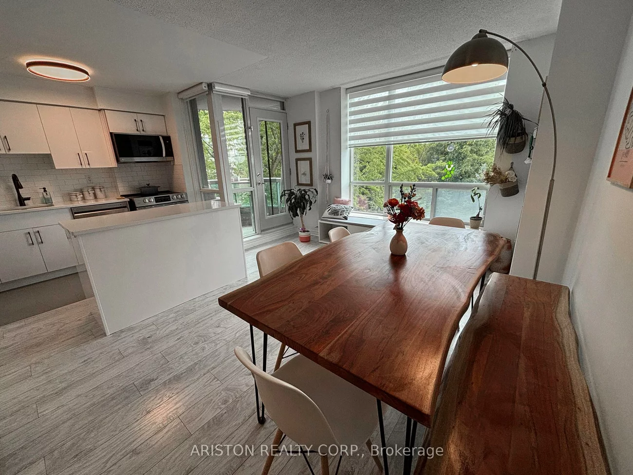 745, New Westminster, Brownridge, Vaughan