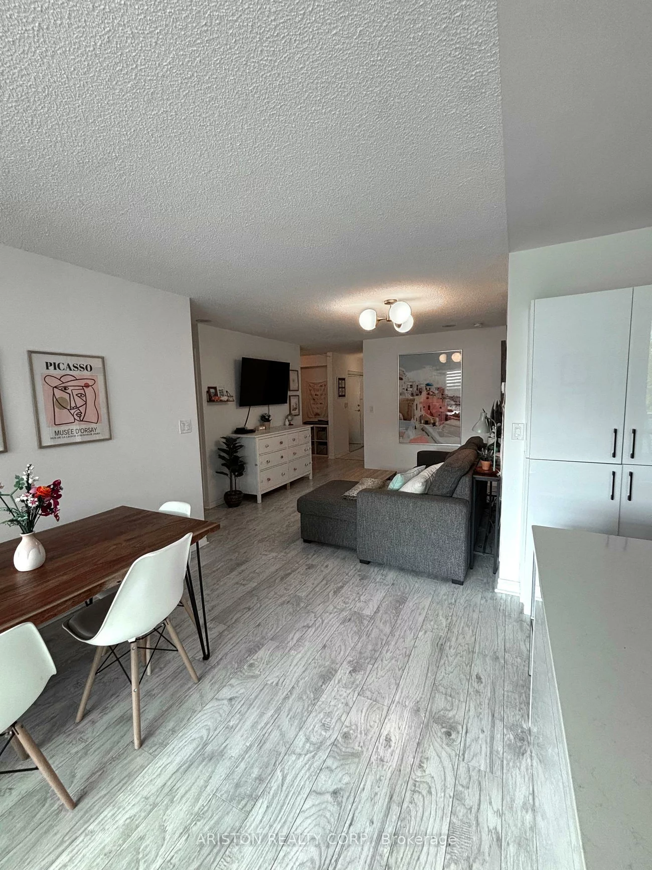 745, New Westminster, Brownridge, Vaughan