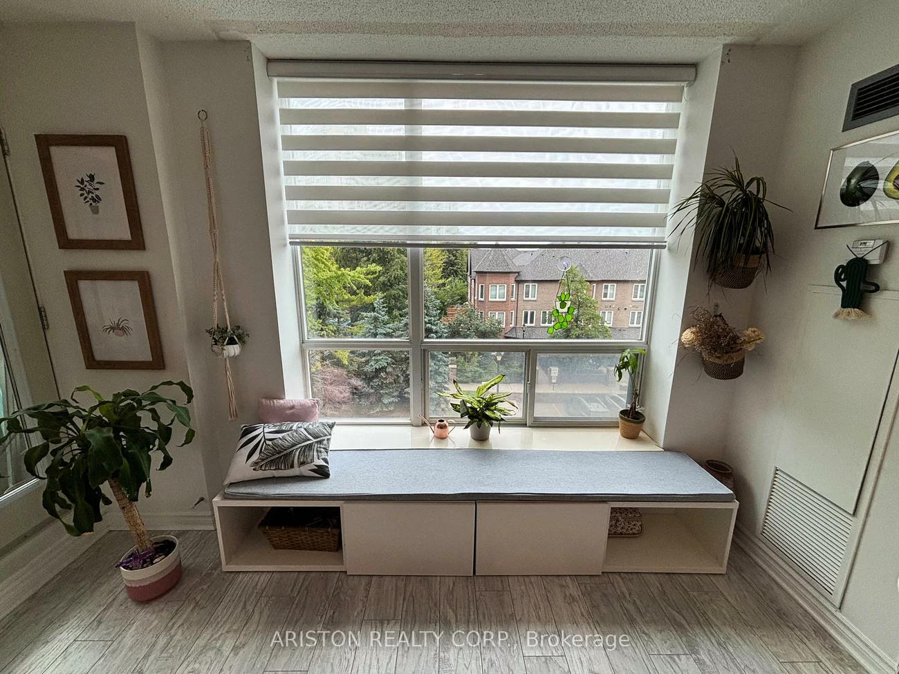 745, New Westminster, Brownridge, Vaughan