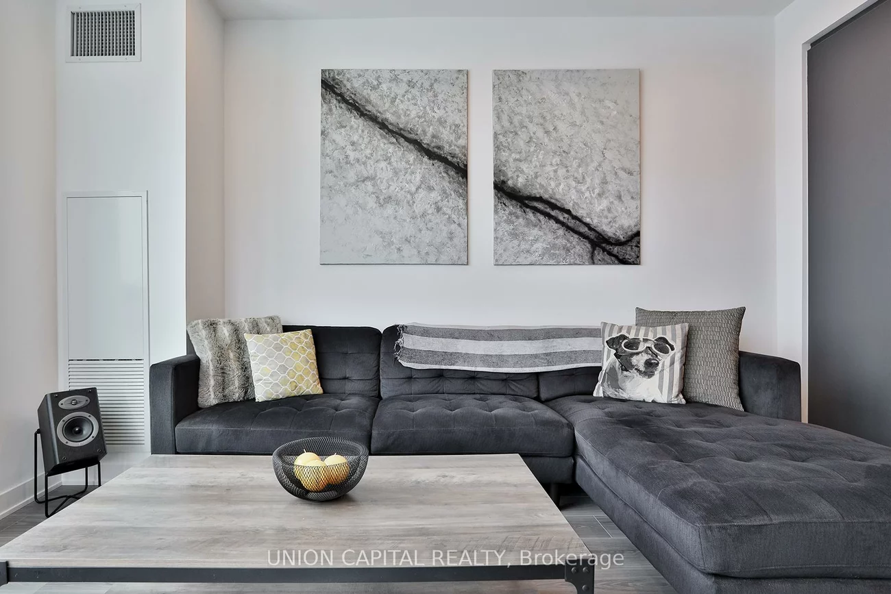 30, Upper Mall, Brownridge, Vaughan