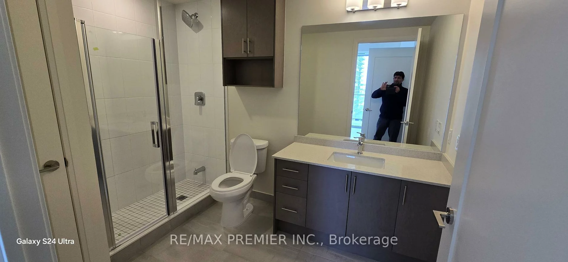 8960, Jane, Vellore Village, Vaughan