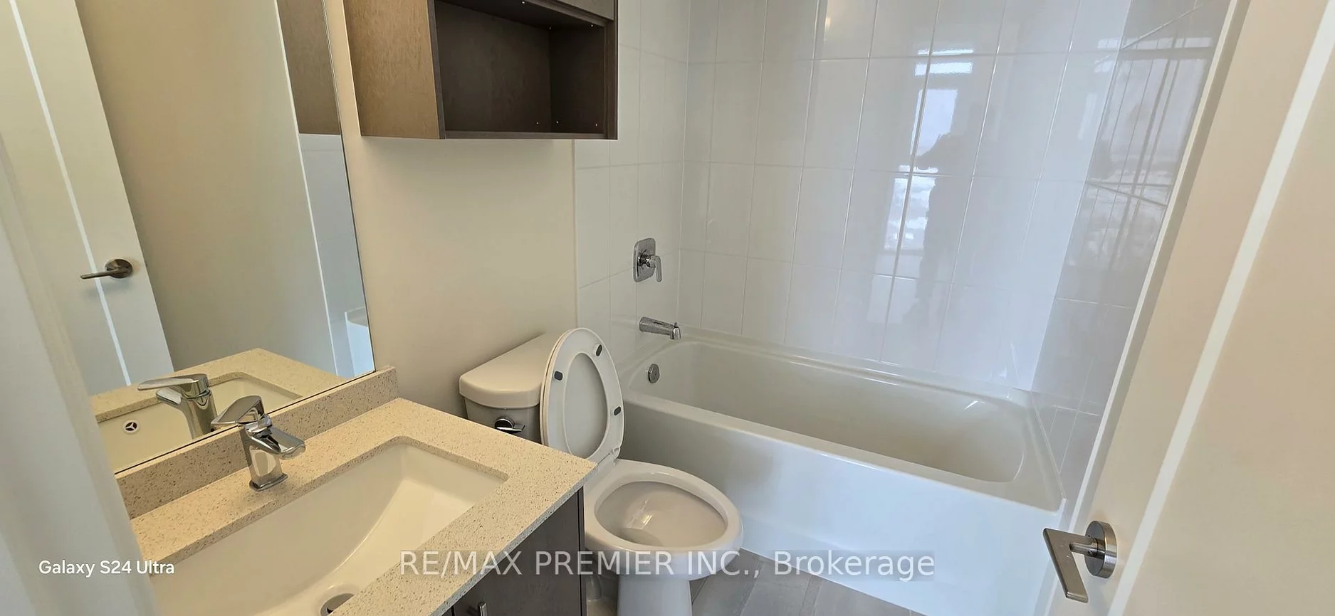 8960, Jane, Vellore Village, Vaughan
