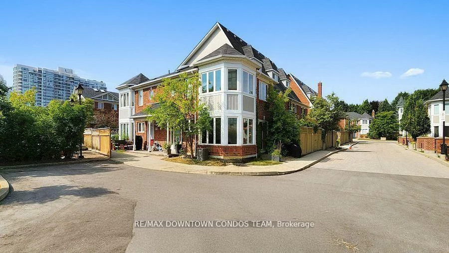 18, Clark, Crestwood-Springfarm-Yorkhill, Vaughan