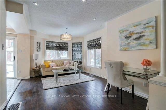 18, Clark, Crestwood-Springfarm-Yorkhill, Vaughan