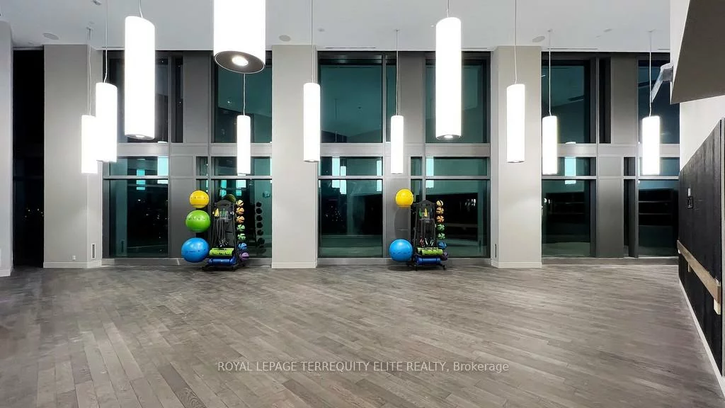 1000, Portage, Vaughan Corporate Centre, Vaughan