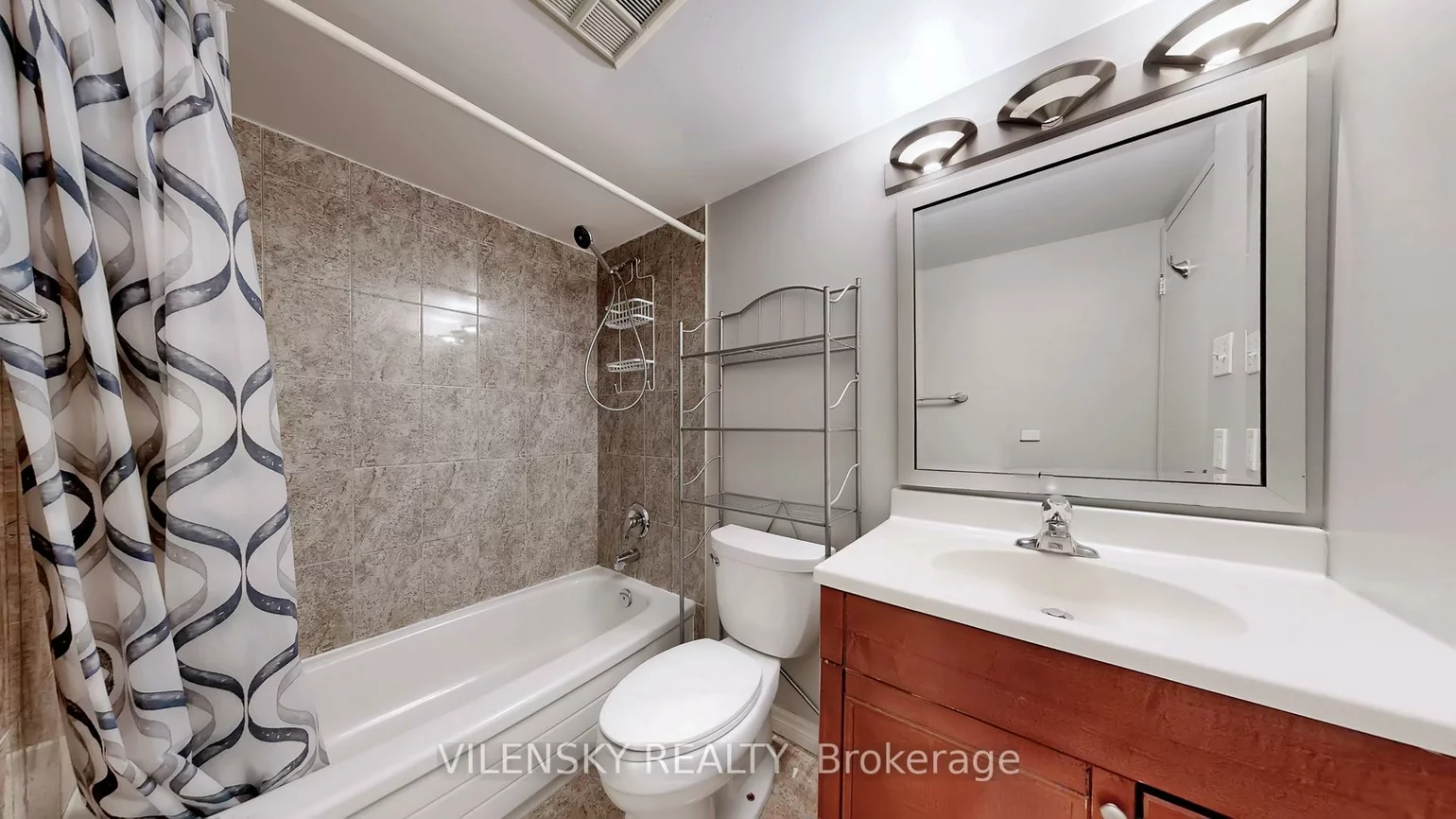 7460, Bathurst, Brownridge, Vaughan