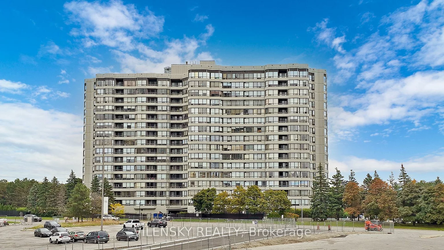 7460, Bathurst, Brownridge, Vaughan