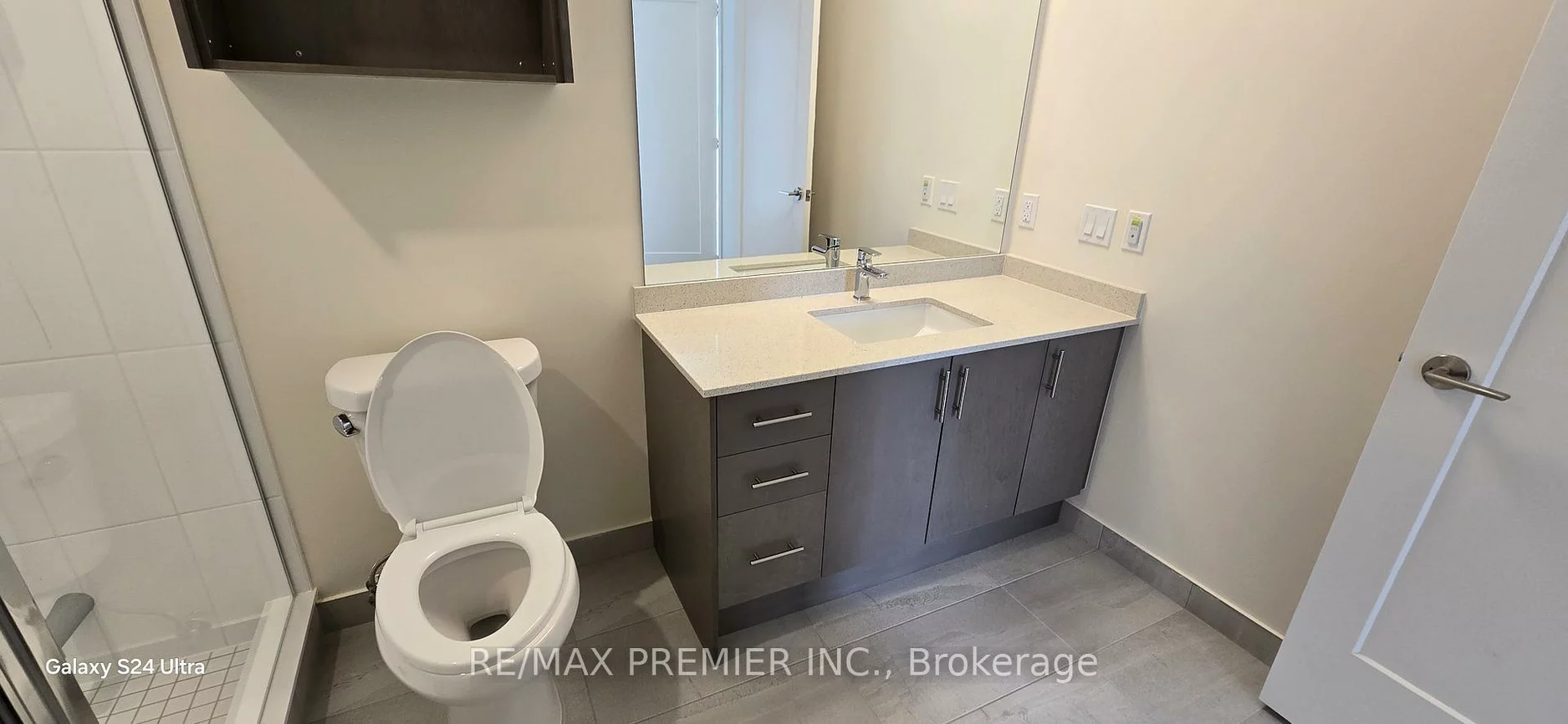 8960, Jane, Vellore Village, Vaughan
