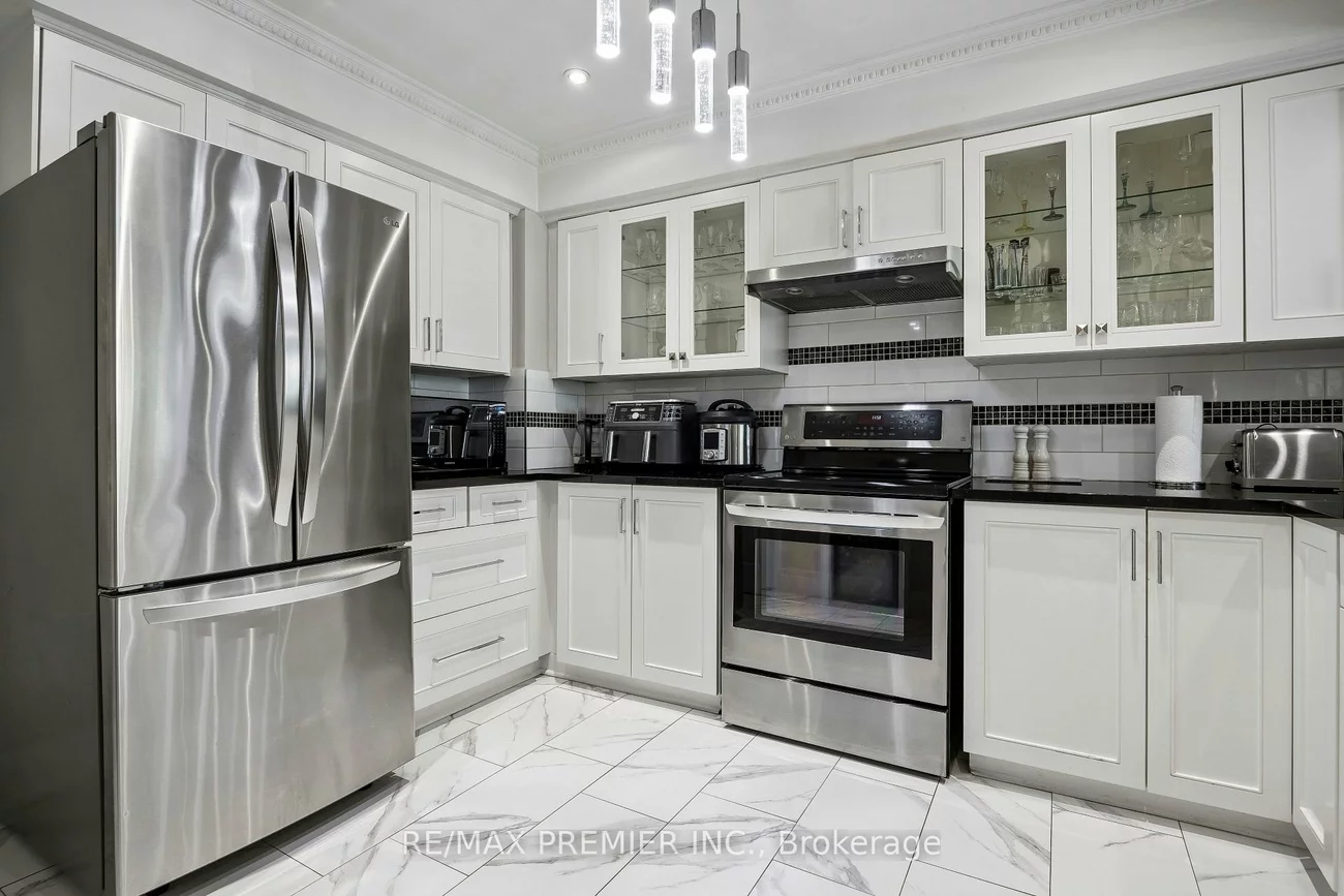 100, Arbors, West Woodbridge, Vaughan