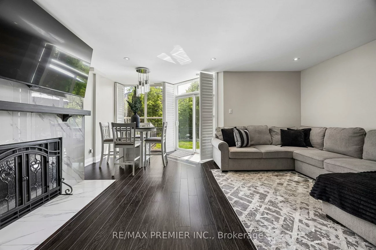 100, Arbors, West Woodbridge, Vaughan