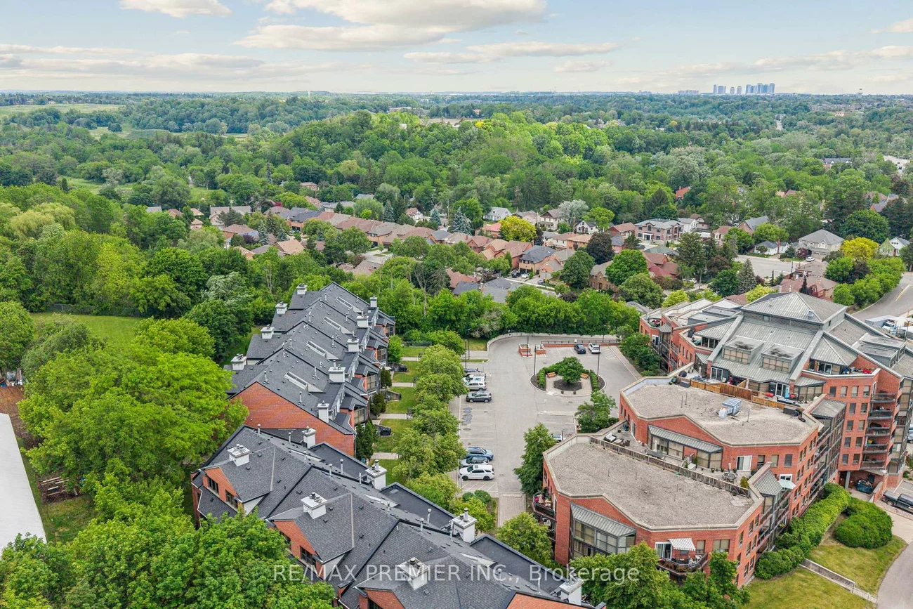 100, Arbors, West Woodbridge, Vaughan