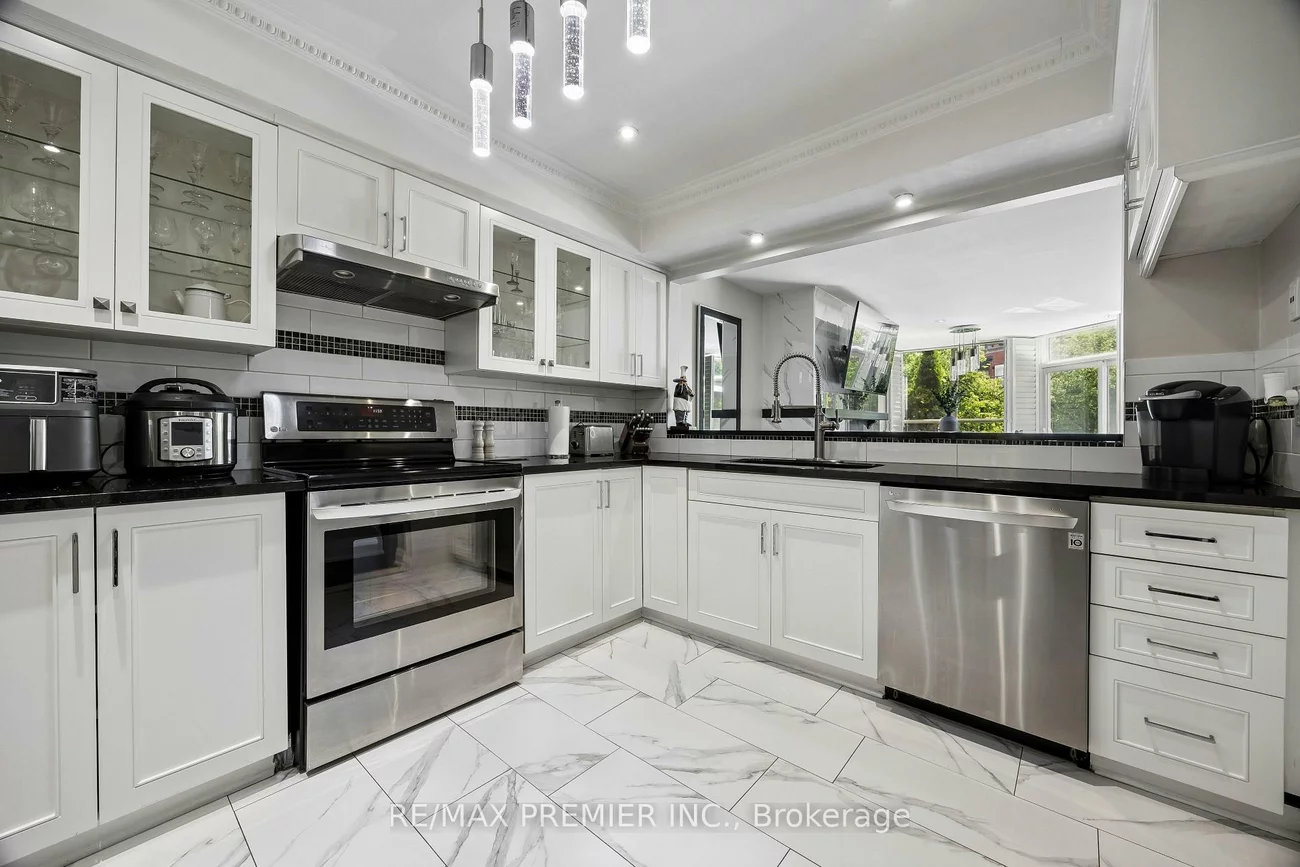 100, Arbors, West Woodbridge, Vaughan