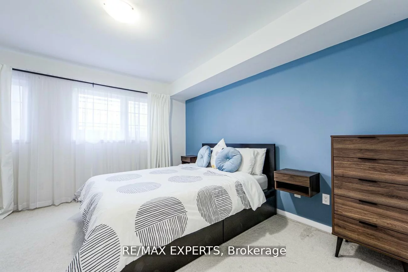 26, Bruce, East Woodbridge, Vaughan