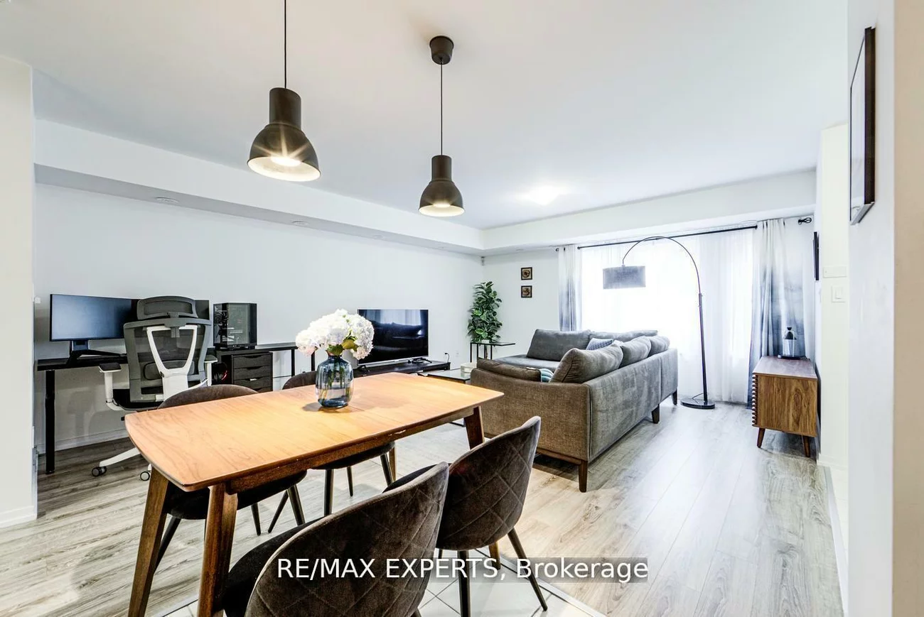 26, Bruce, East Woodbridge, Vaughan