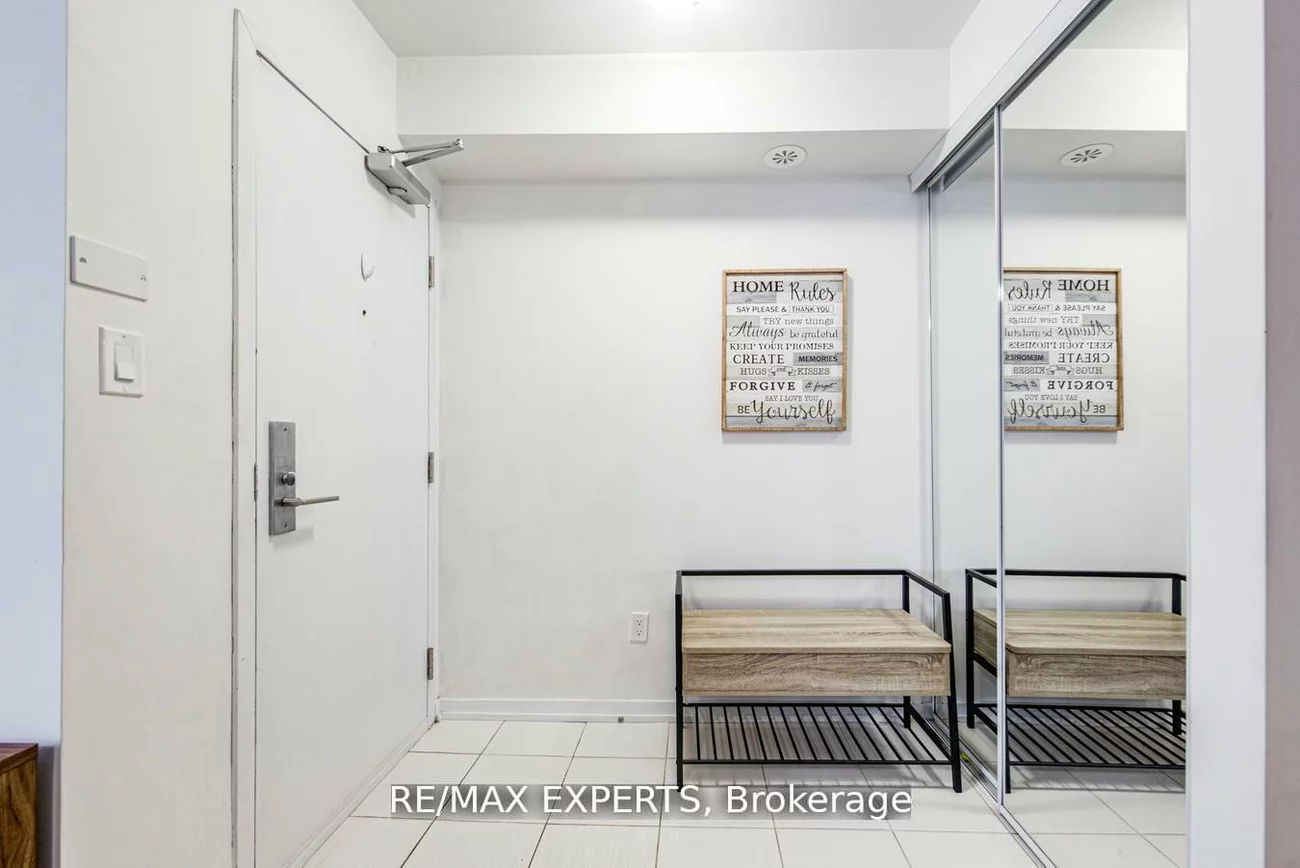 26, Bruce, East Woodbridge, Vaughan