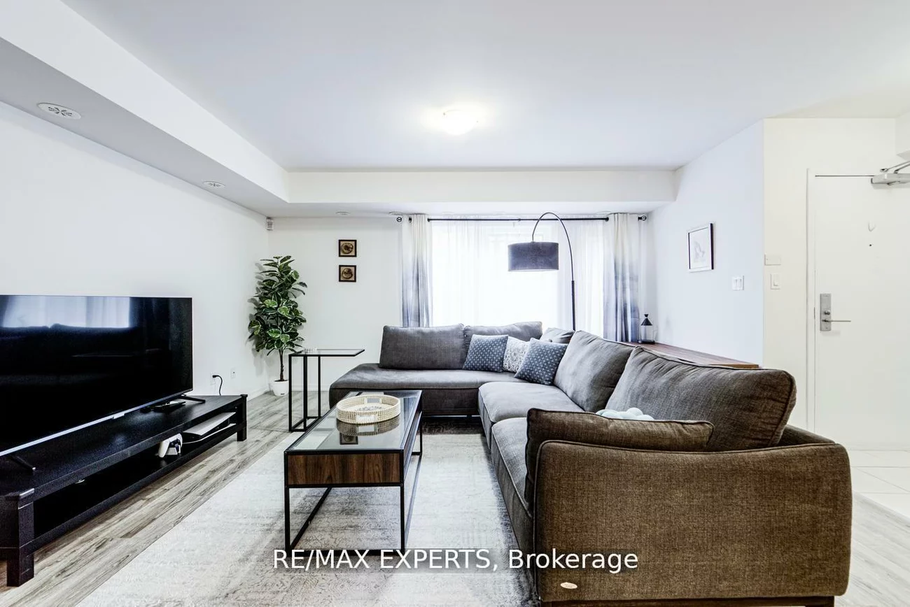 26, Bruce, East Woodbridge, Vaughan