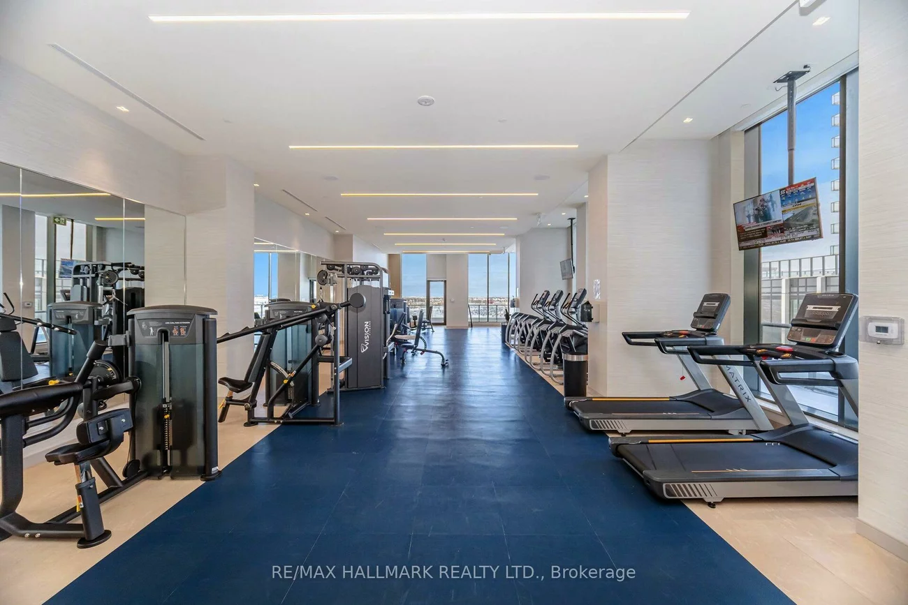 8960, Jane, Vellore Village, Vaughan