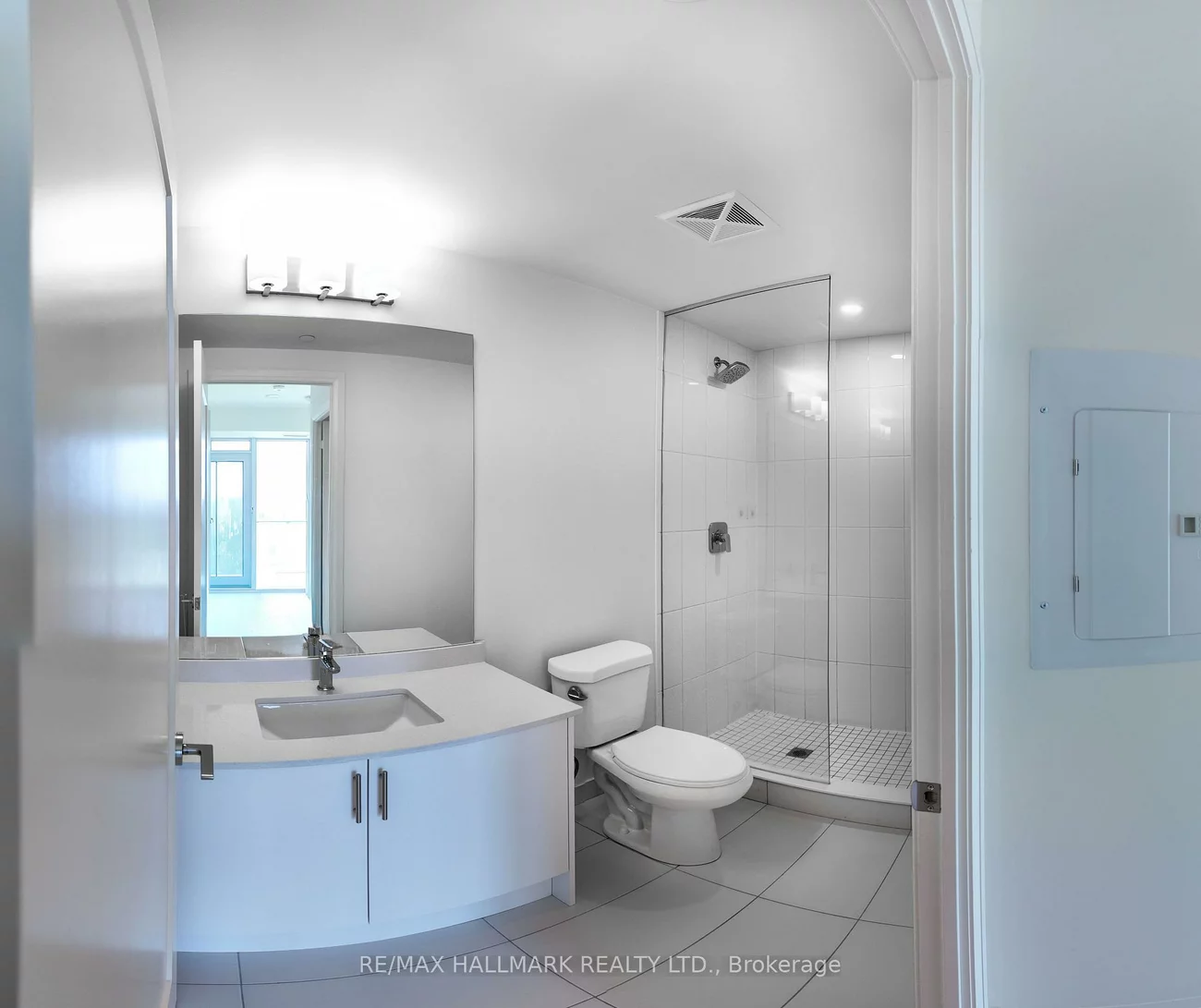 8960, Jane, Vellore Village, Vaughan