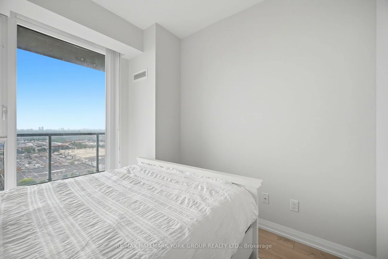 7895, Jane, Concord, Vaughan