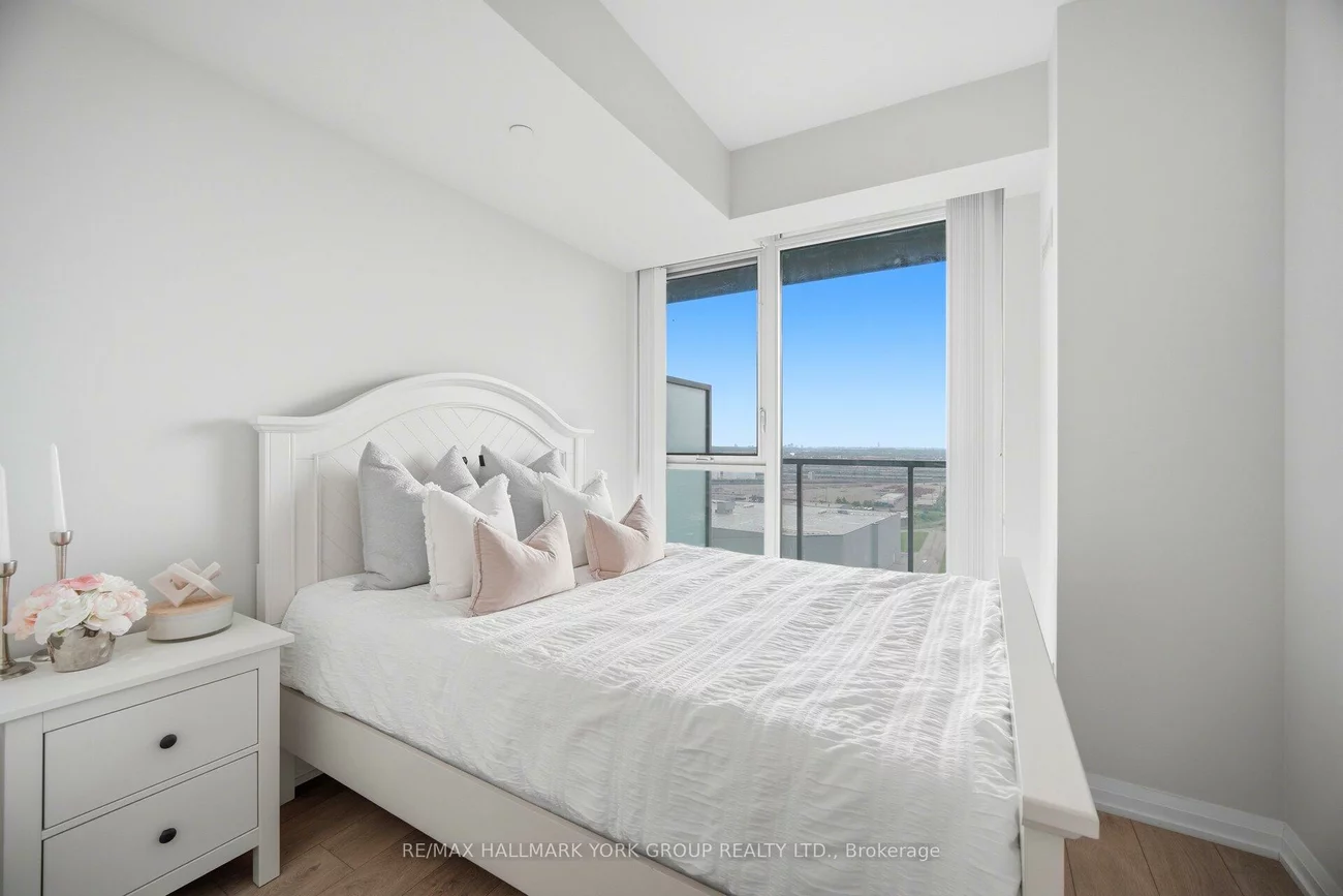 7895, Jane, Concord, Vaughan