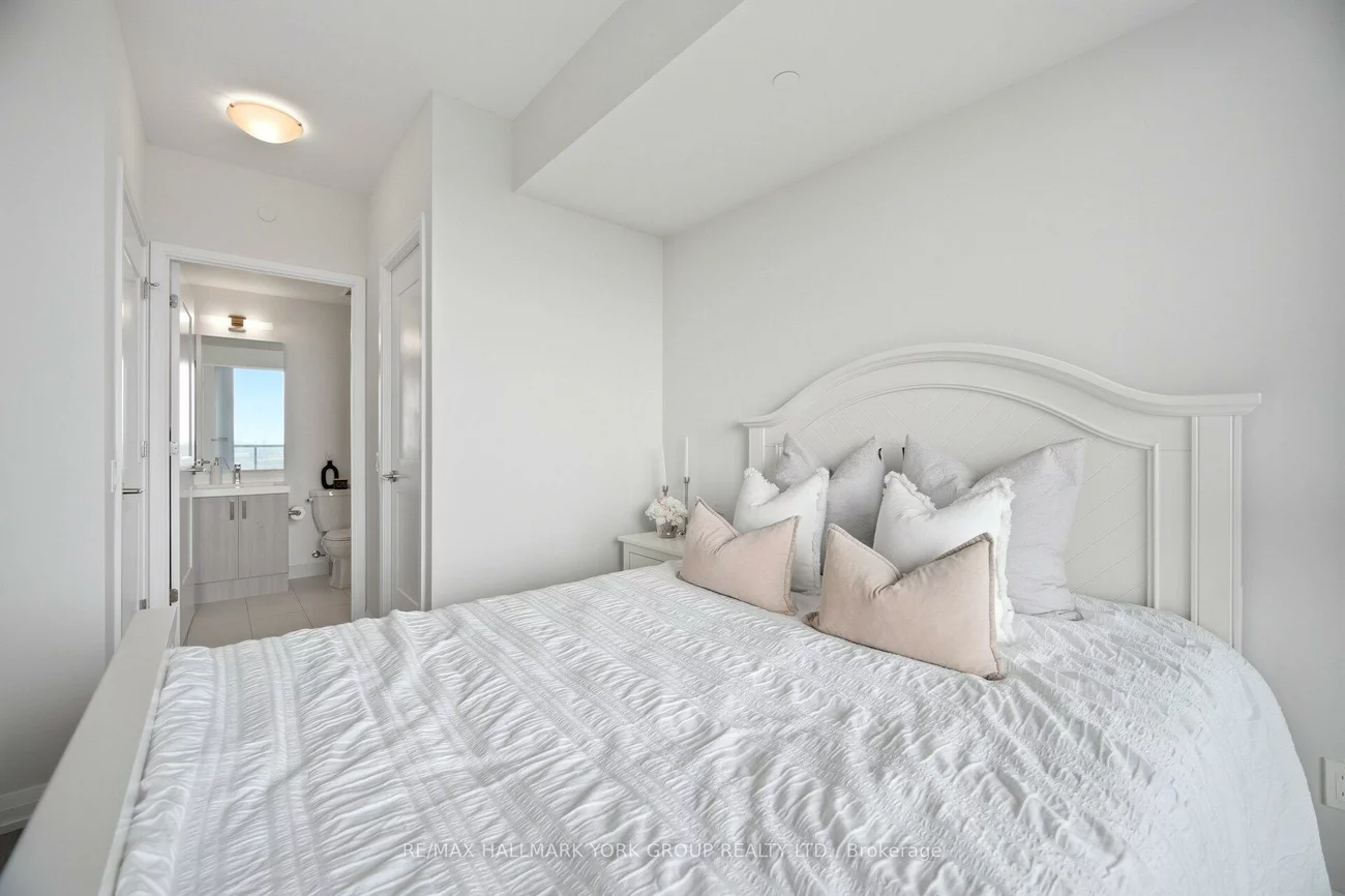 7895, Jane, Concord, Vaughan