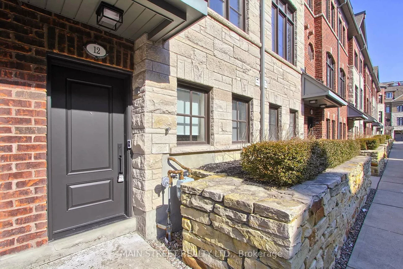 12, Powseland, West Woodbridge, Vaughan