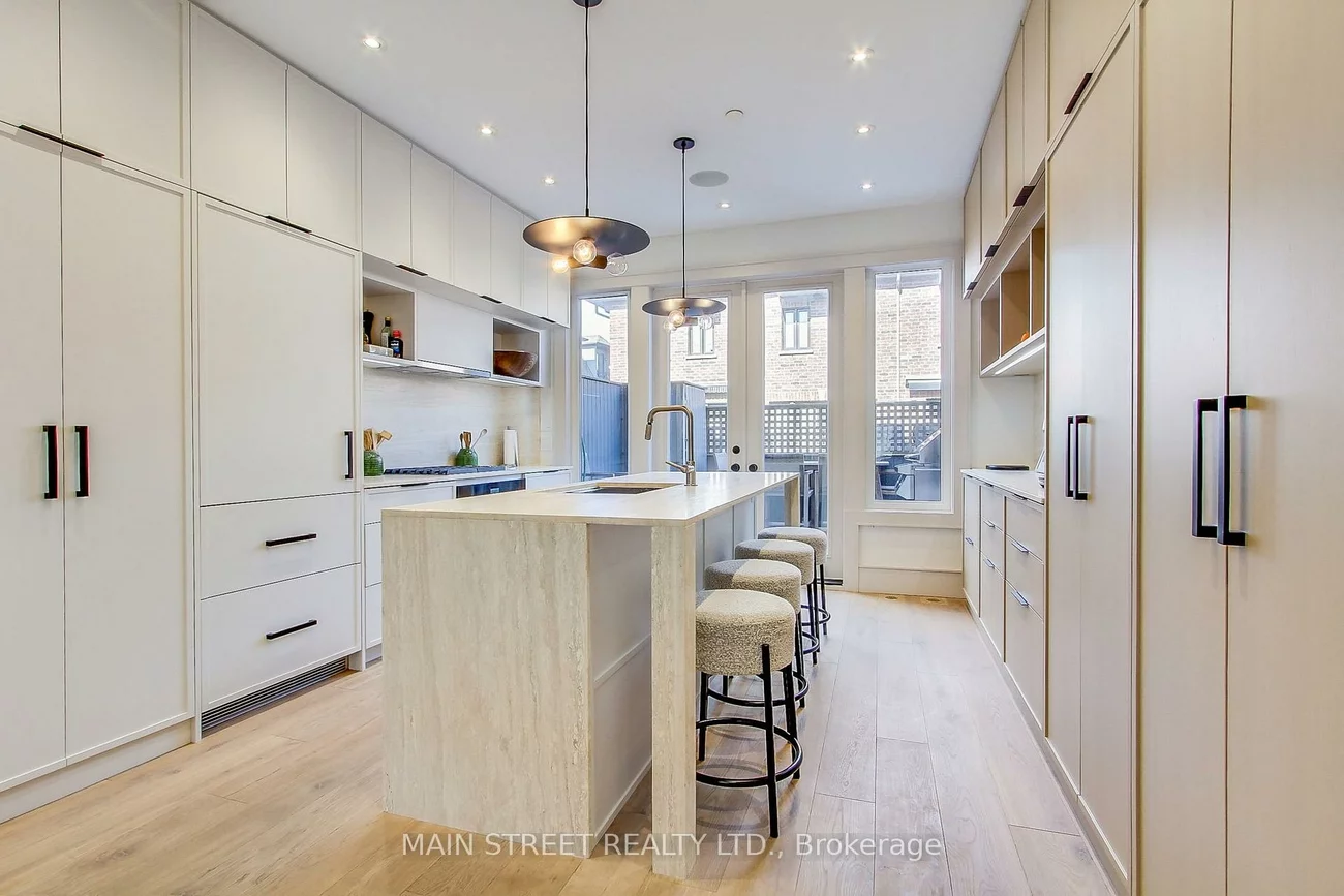 12, Powseland, West Woodbridge, Vaughan