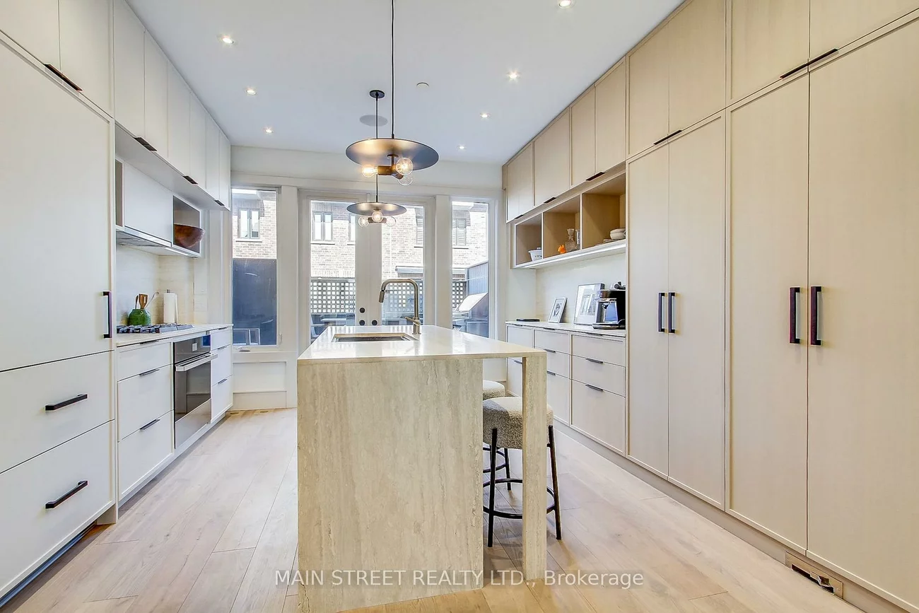 12, Powseland, West Woodbridge, Vaughan