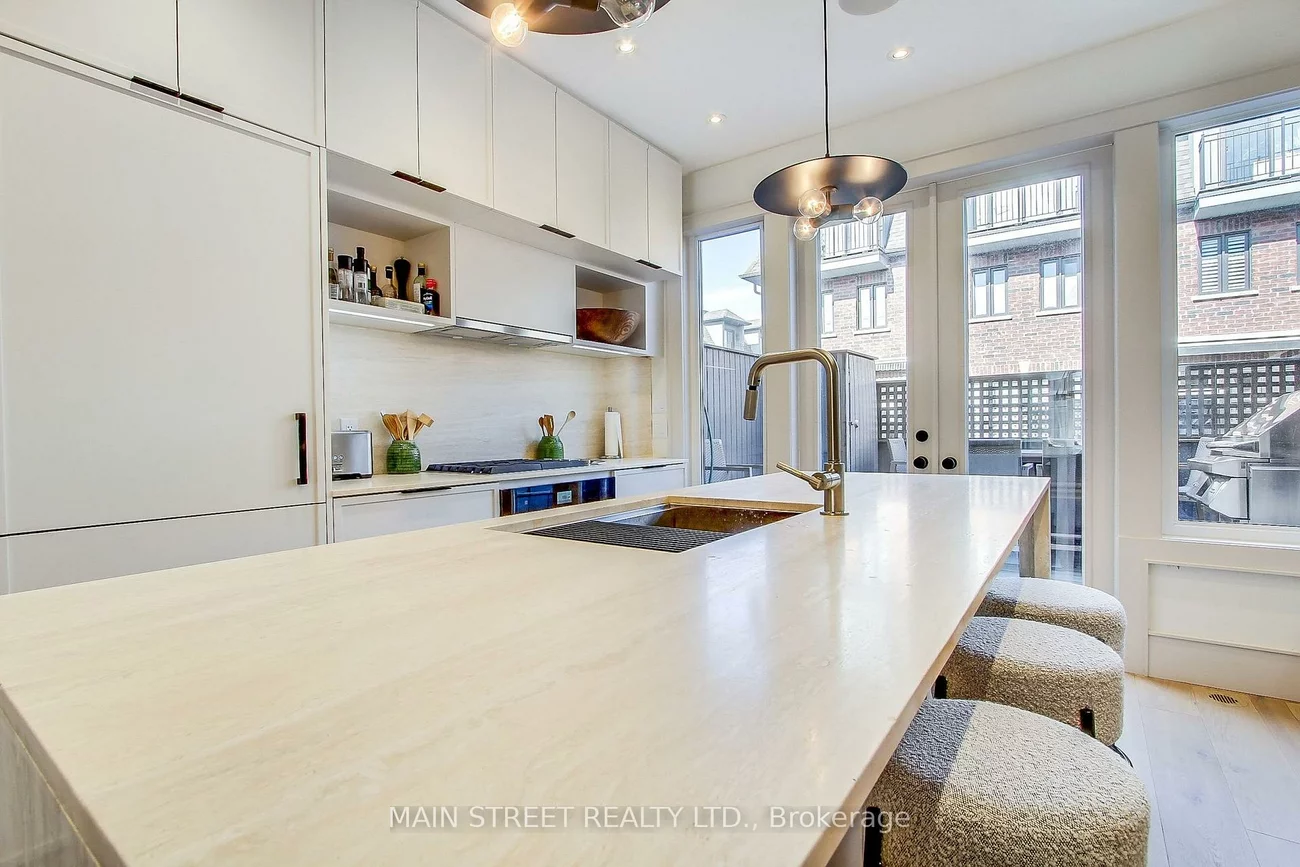 12, Powseland, West Woodbridge, Vaughan