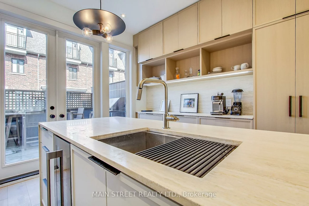 12, Powseland, West Woodbridge, Vaughan