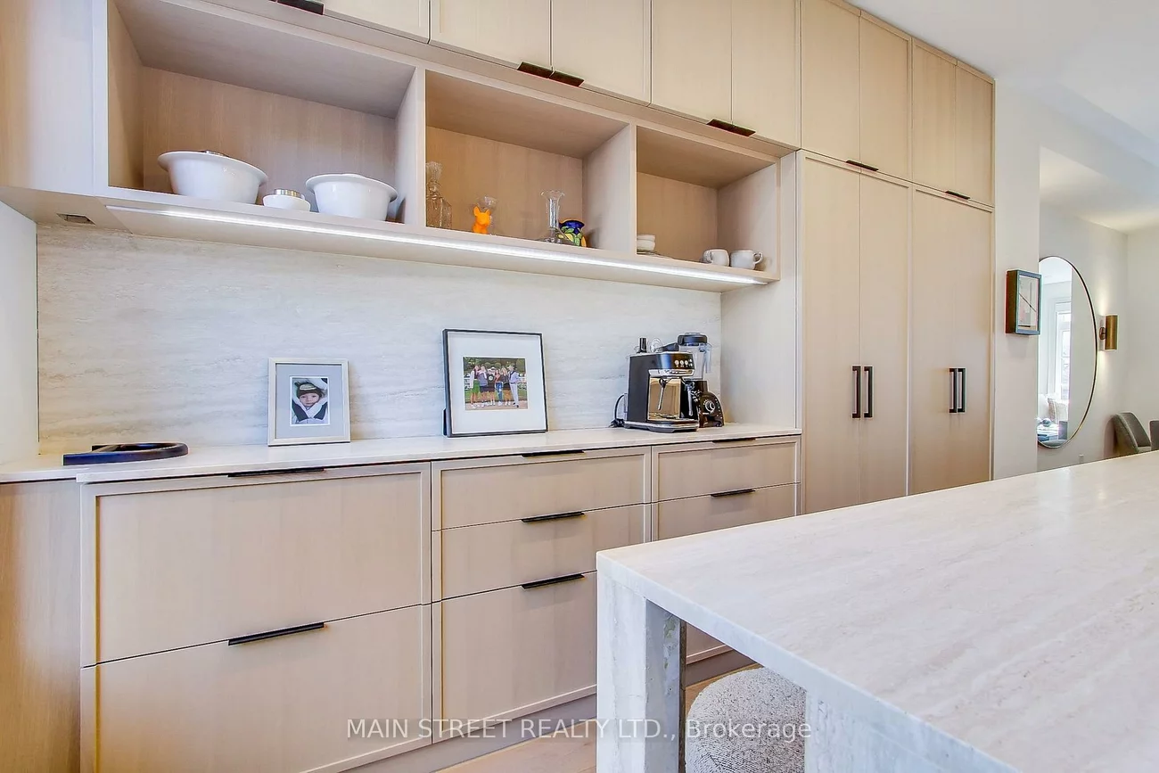 12, Powseland, West Woodbridge, Vaughan