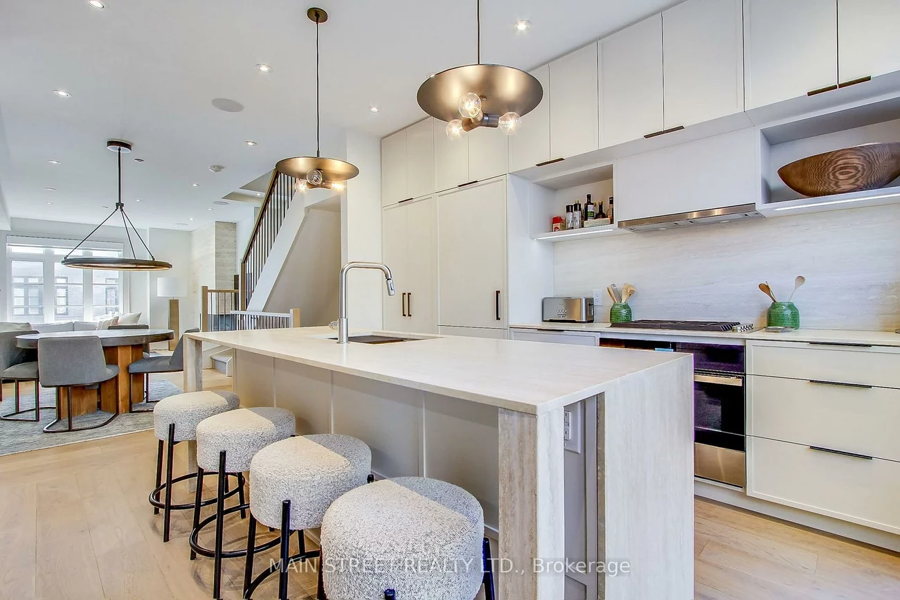 12, Powseland, West Woodbridge, Vaughan