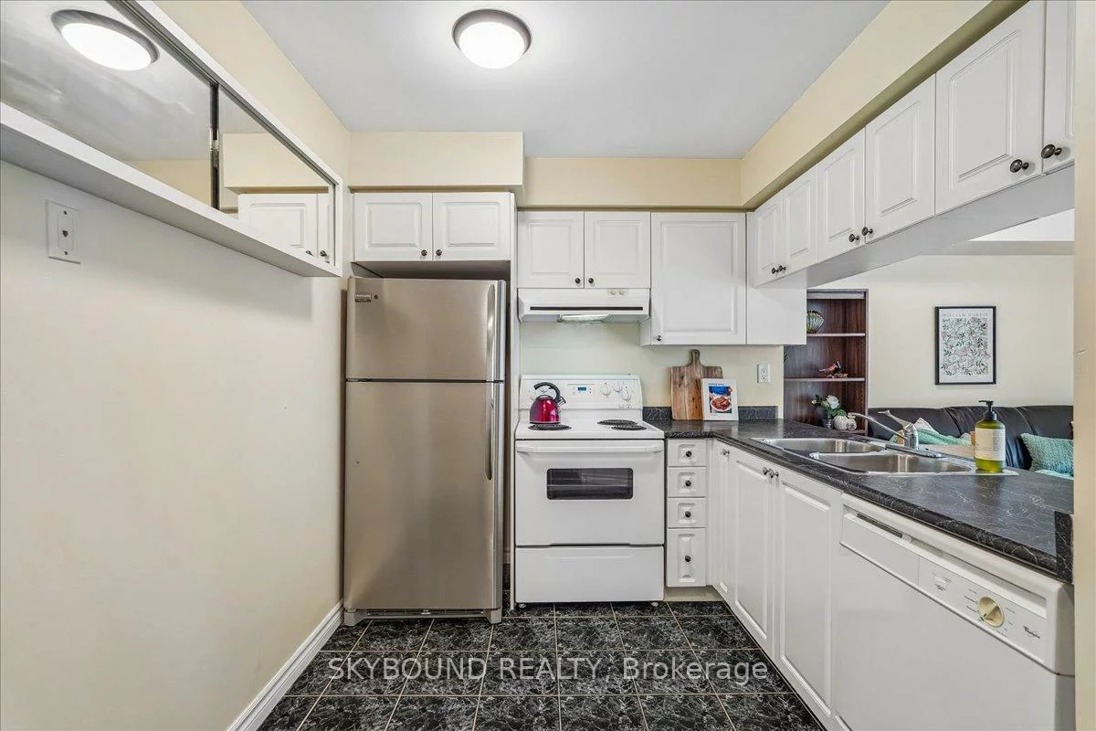 745, New Westminster, Brownridge, Vaughan