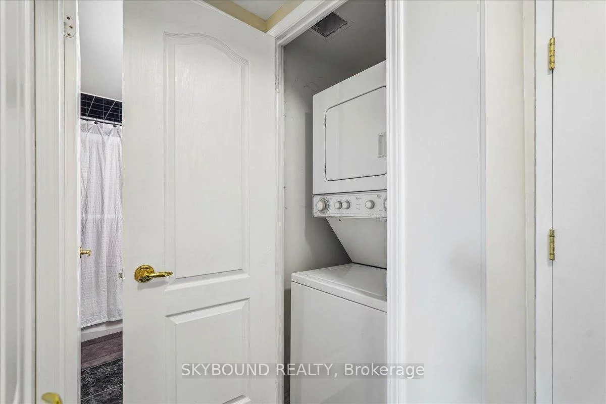745, New Westminster, Brownridge, Vaughan