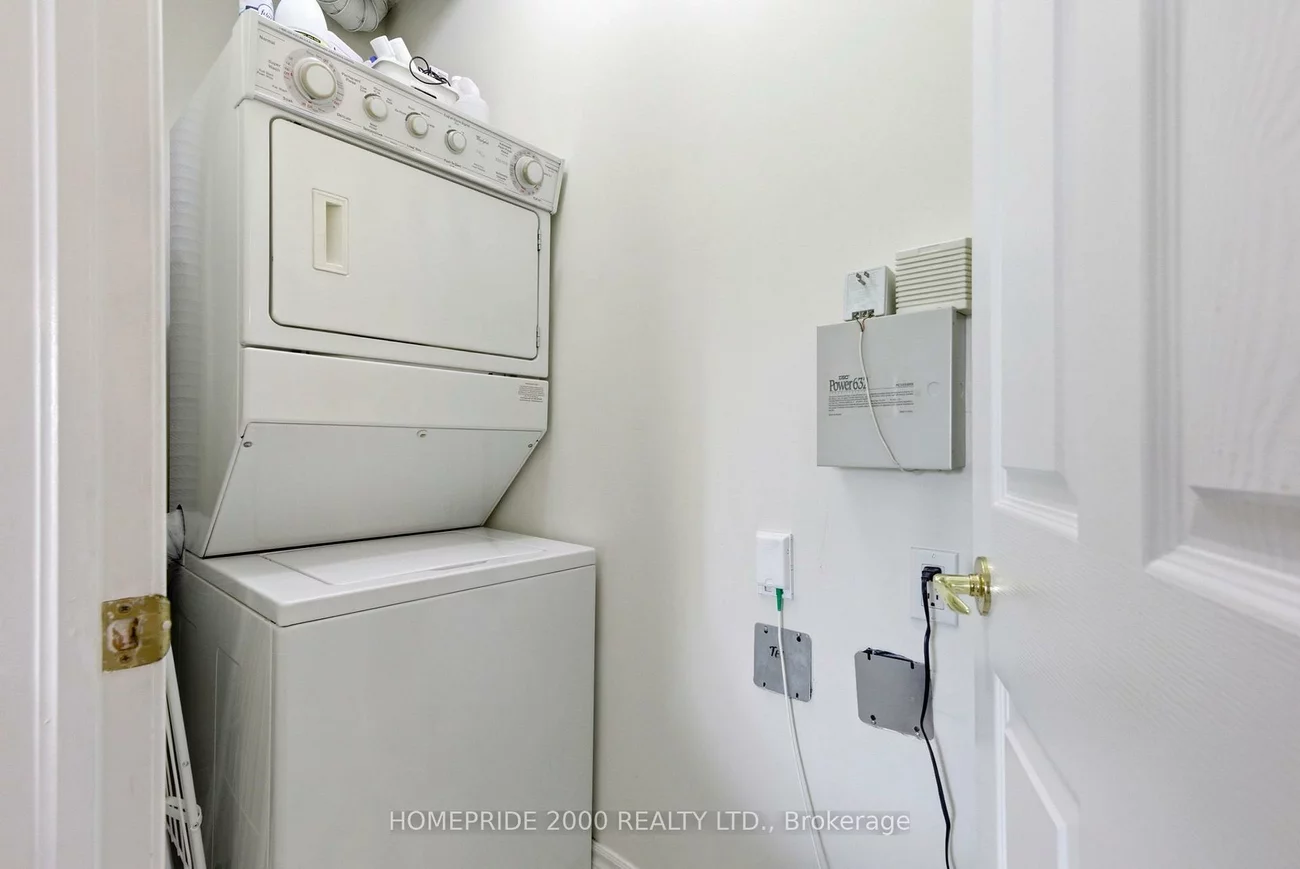 33, Wallace, West Woodbridge, Vaughan
